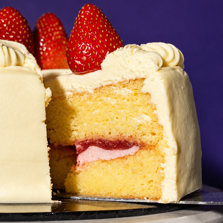 Strawberry Shiok Mini Cake 5 Inch (0.6kg)