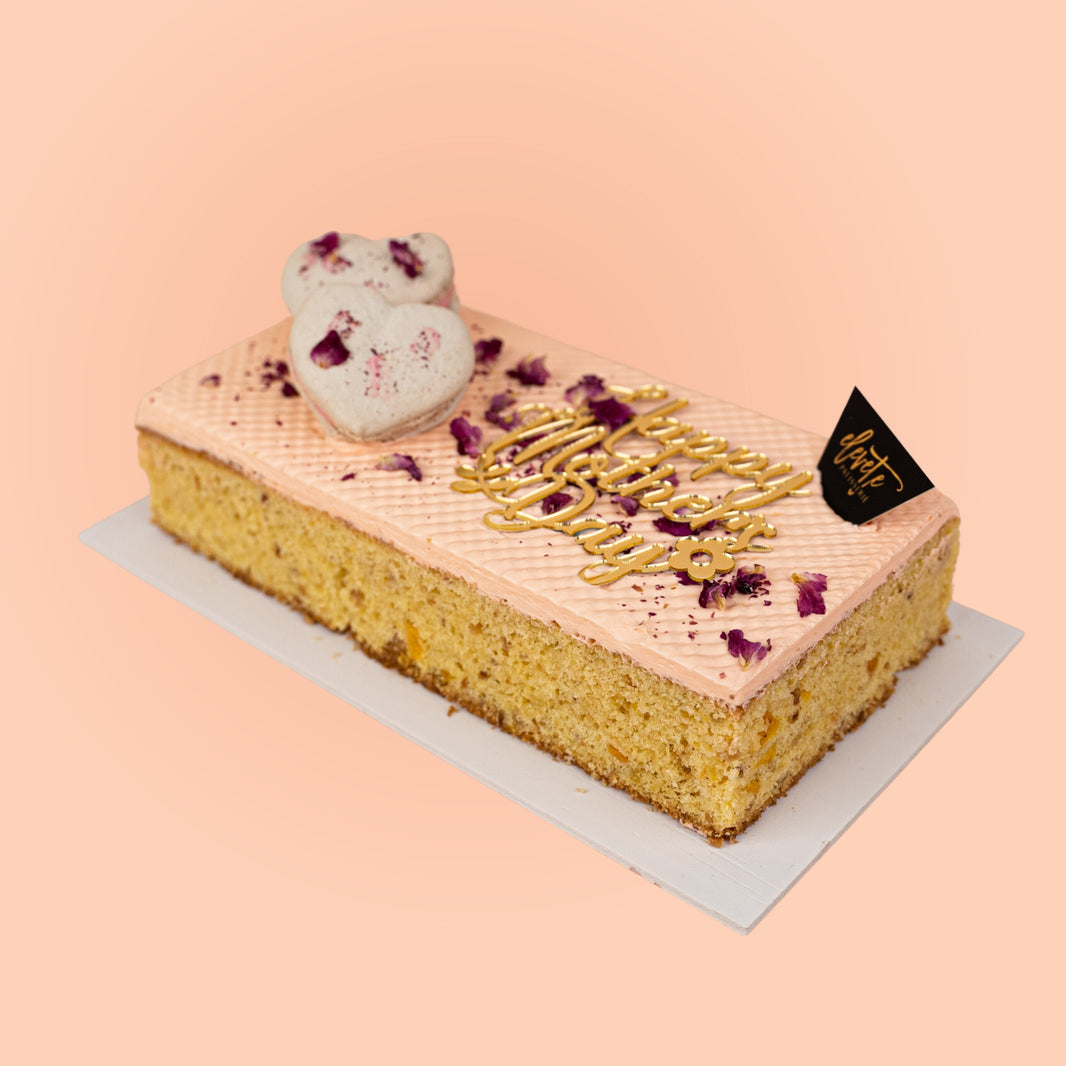Mother's Day Sugee Cake & Raspberry Macarons