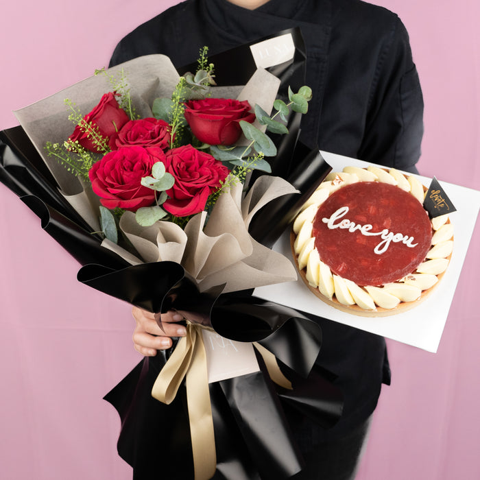 Valentine's Strawberry Tart & Fresh Flowers Bundle