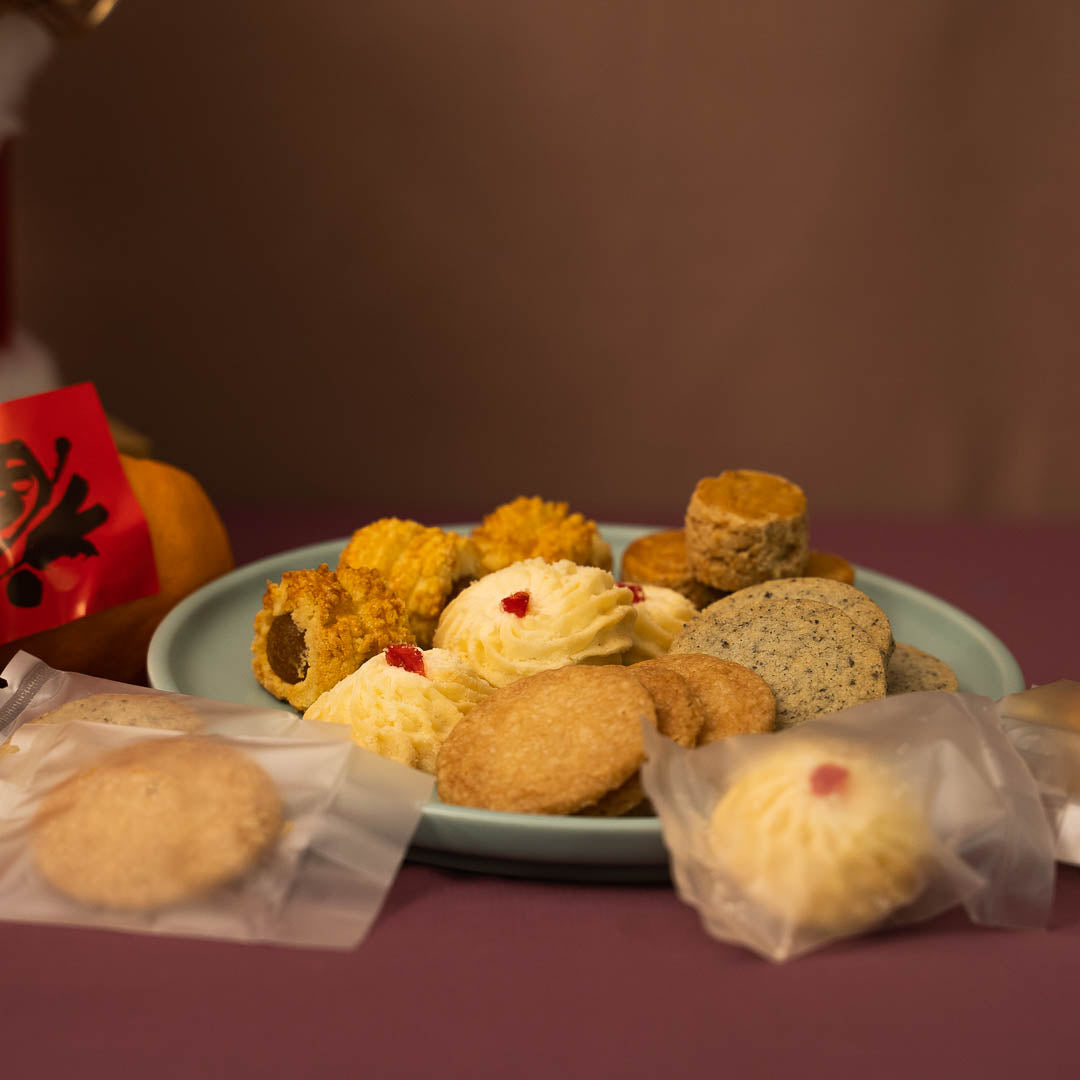 Lunar Treasures Tiffin