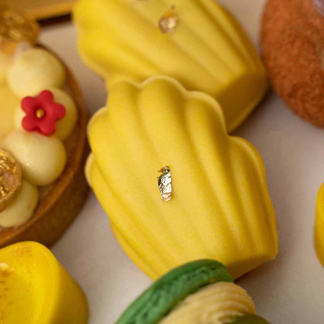 Lunar Luxe Sweets Box (East Meets West)