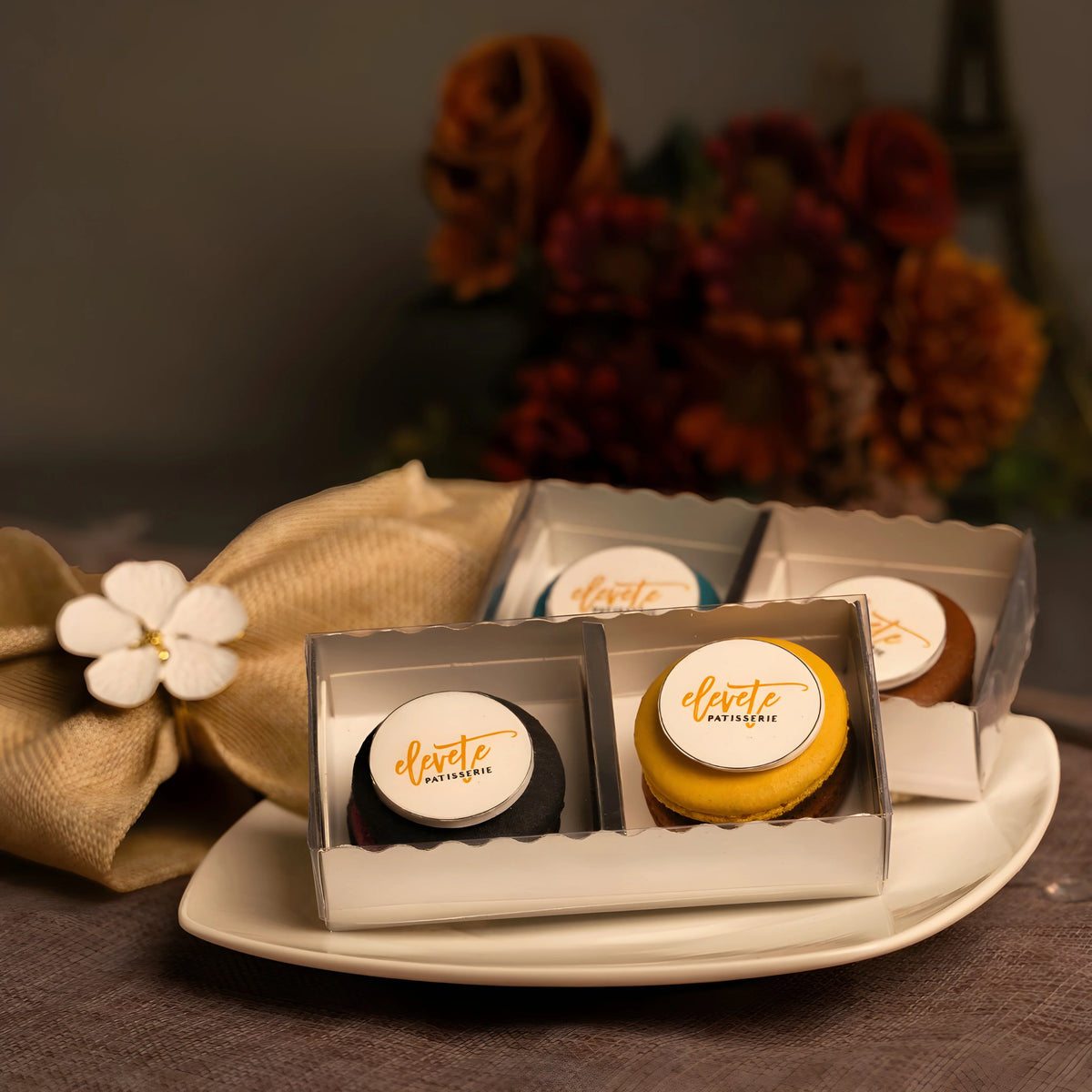 Custom Edible Image Box of 2 Macarons (20 units)