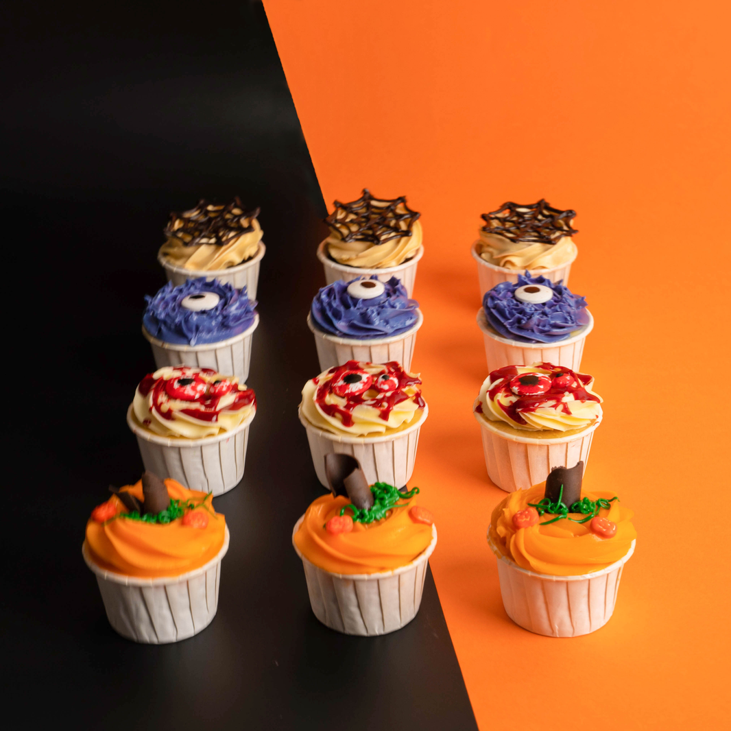 Spooky Cupcakes (Halloween 2023)