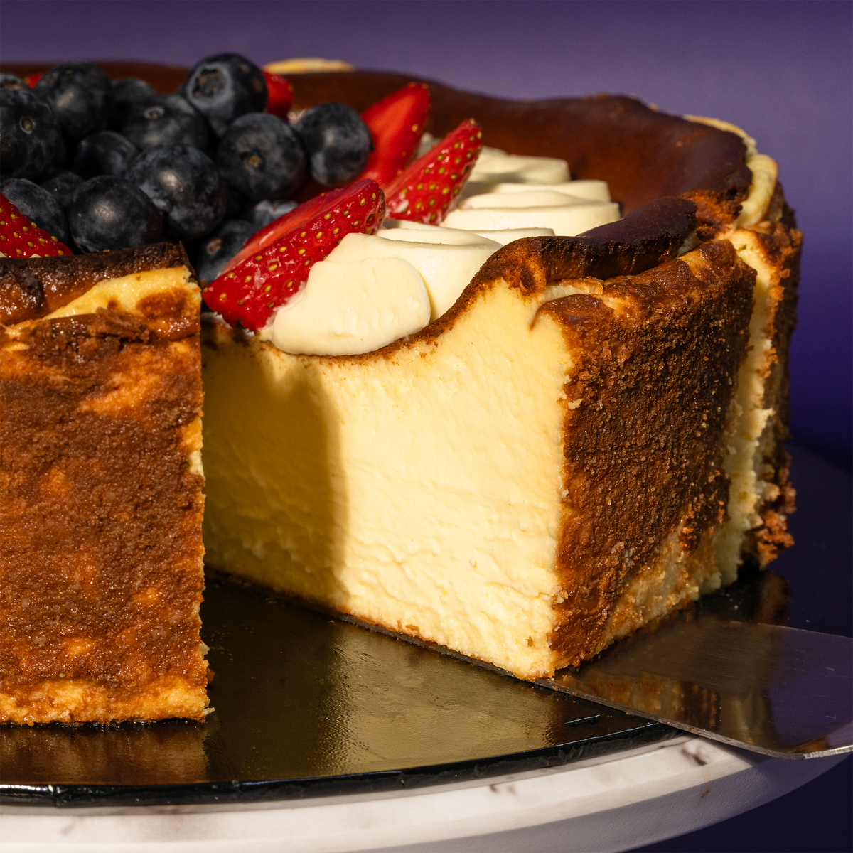 Burnt Cheesecake with Berries