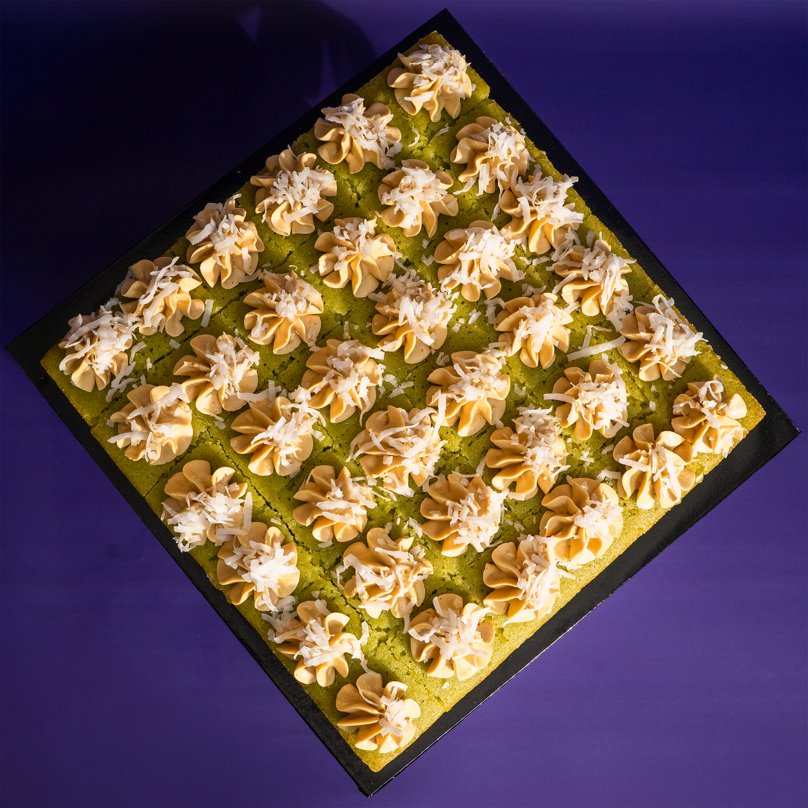 Square Pandan Gula Melaka Cake Bites 9 Inch (1.2kg)