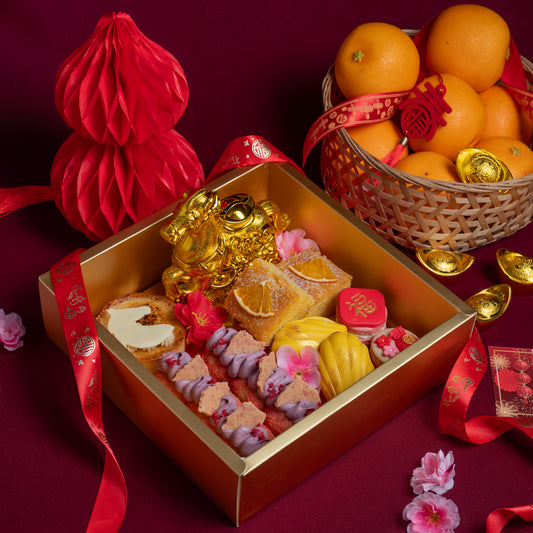 East Meets West CNY Dessert Box