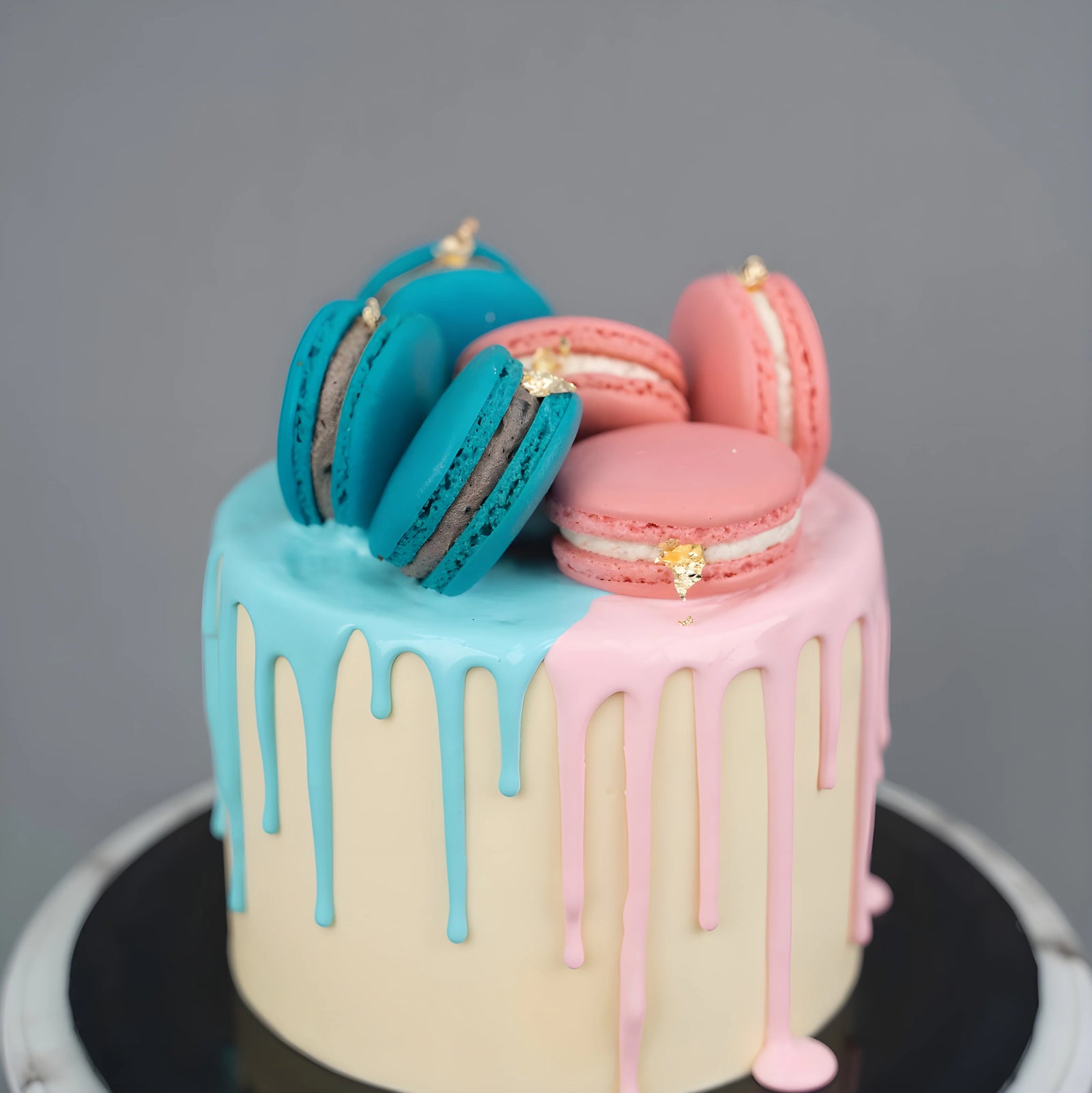 Gender Reveal - Designer Cake