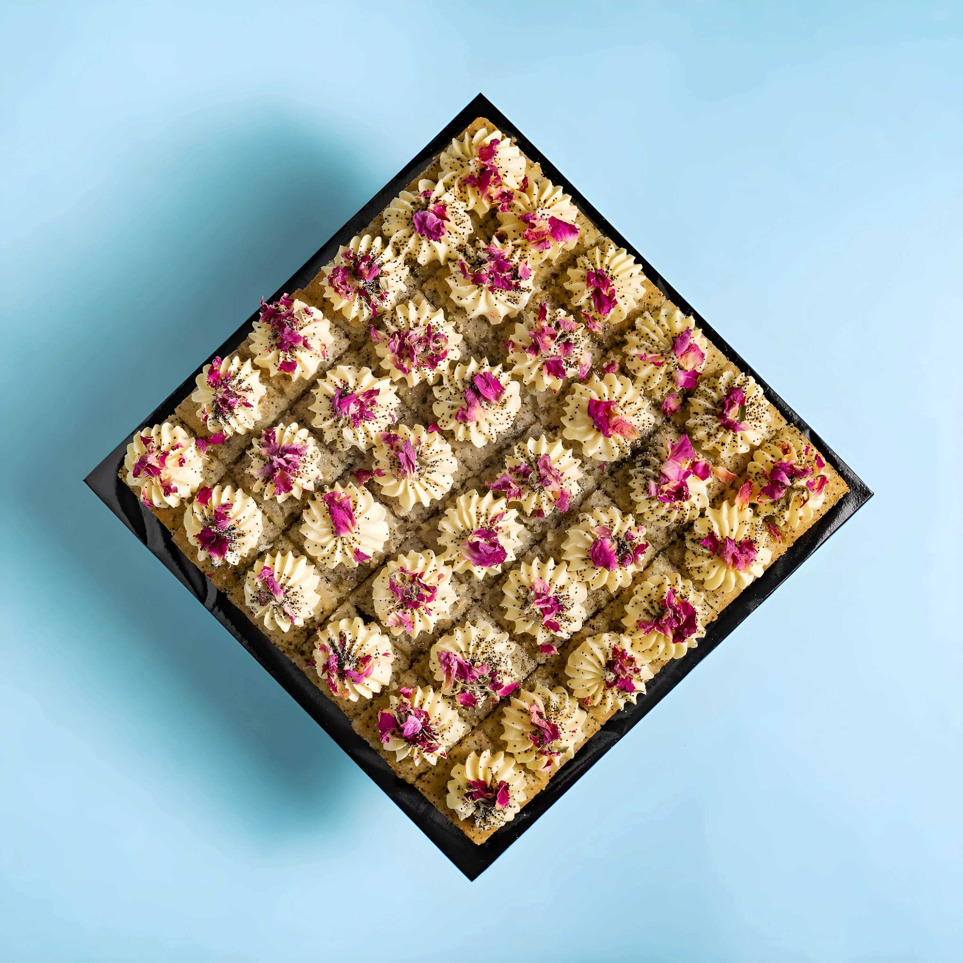 Square Lemon Poppyseed Cake Bites 9 Inch (1kg)