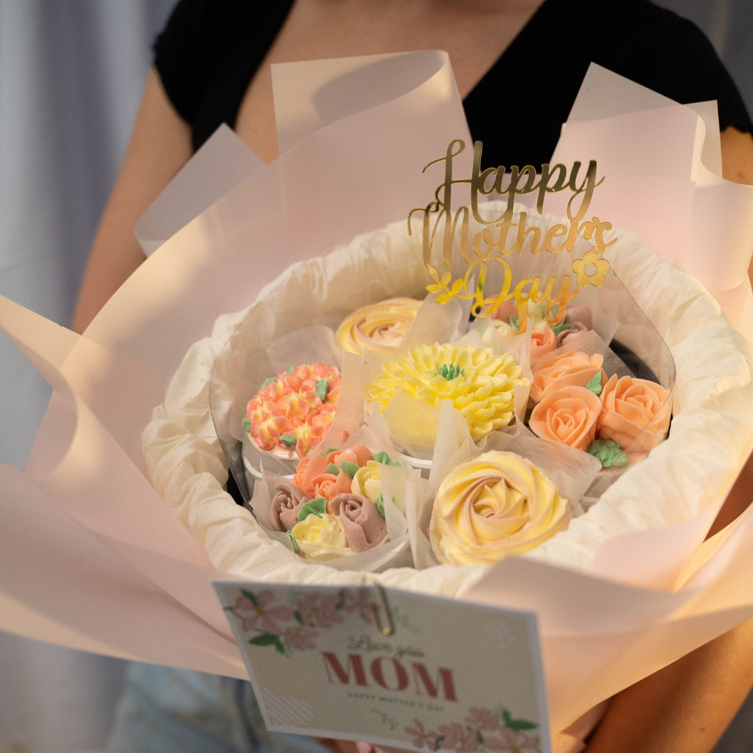 Mother’s Day Flower Cupcake Bouquet