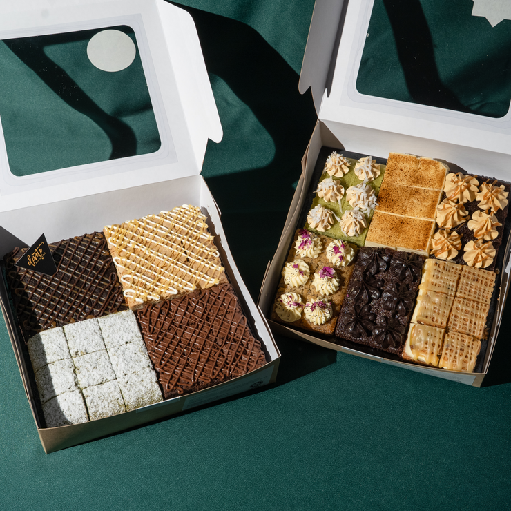 Raya Party Bites Duo - 2 Cakes Bundle (72pcs)