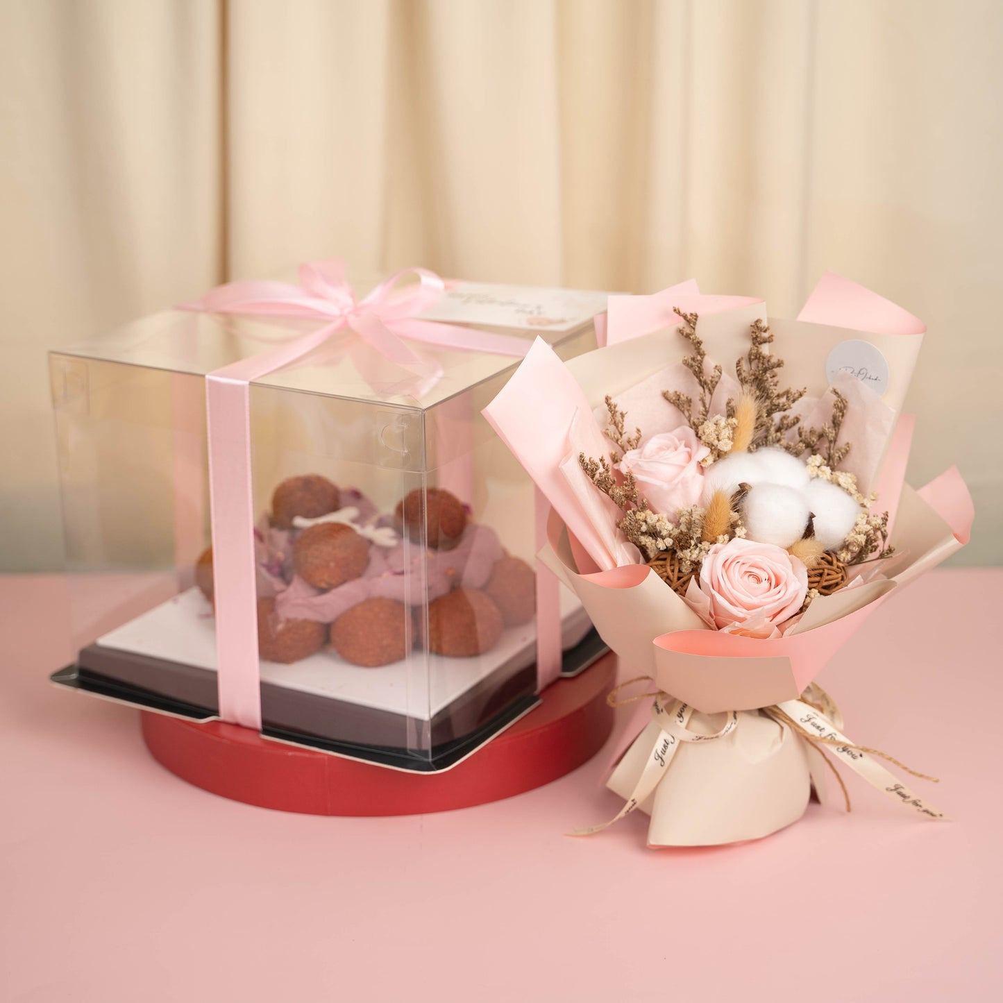 Fleur De L'Amour (Red Berries St Honore)