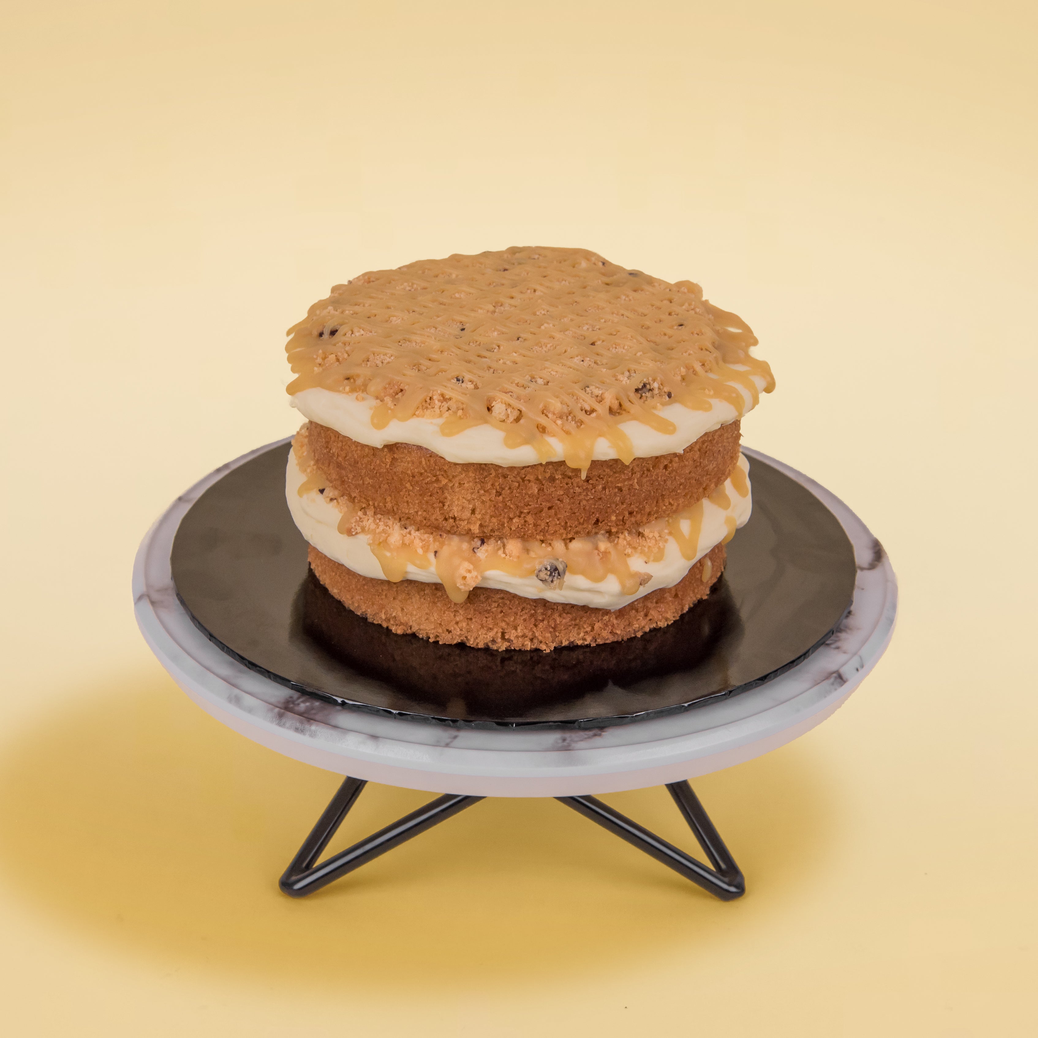 Butterscotch Cookies Mini Cake 5 Inch (0.6kg) – Elevete Patisserie