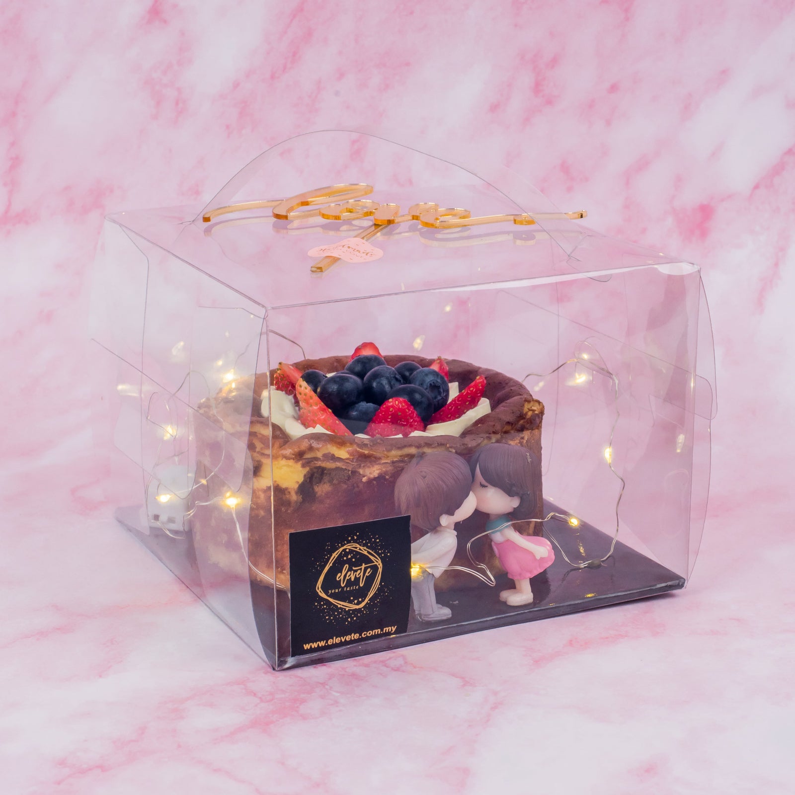 Baby Burnt Cheesecake & Berries