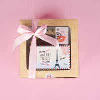 Valentine's Strawberry Tart & Fresh Flowers Bundle